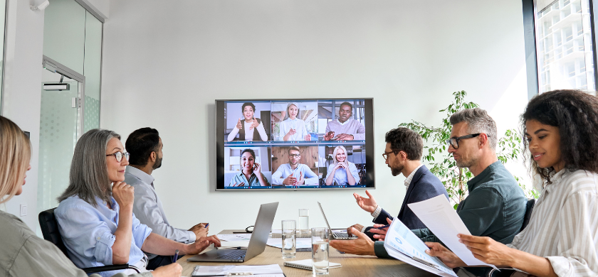 what are hybrid conferences and hybrid meetings?